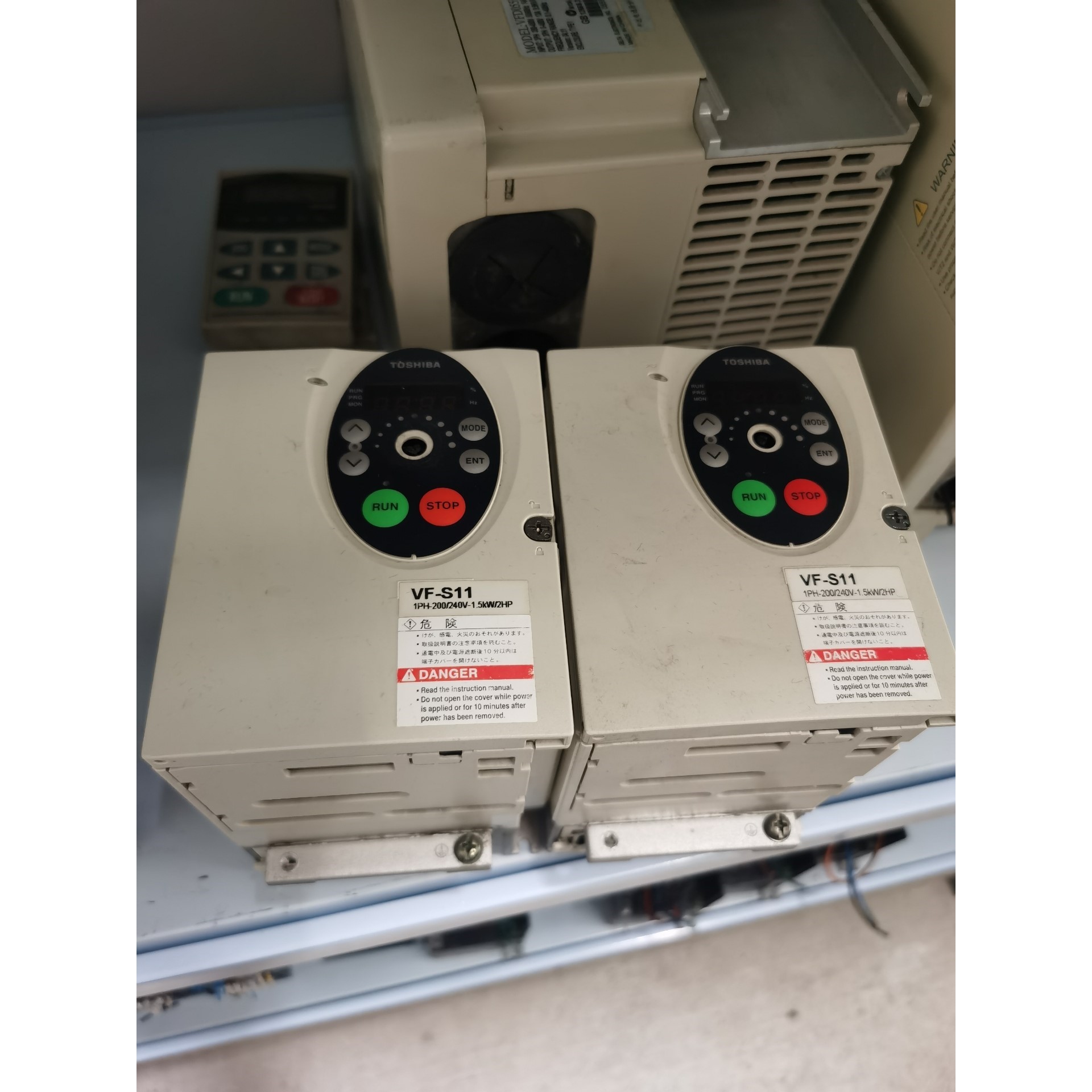 正品拆机东芝变频器 VFS11S-2015PL-WN3A