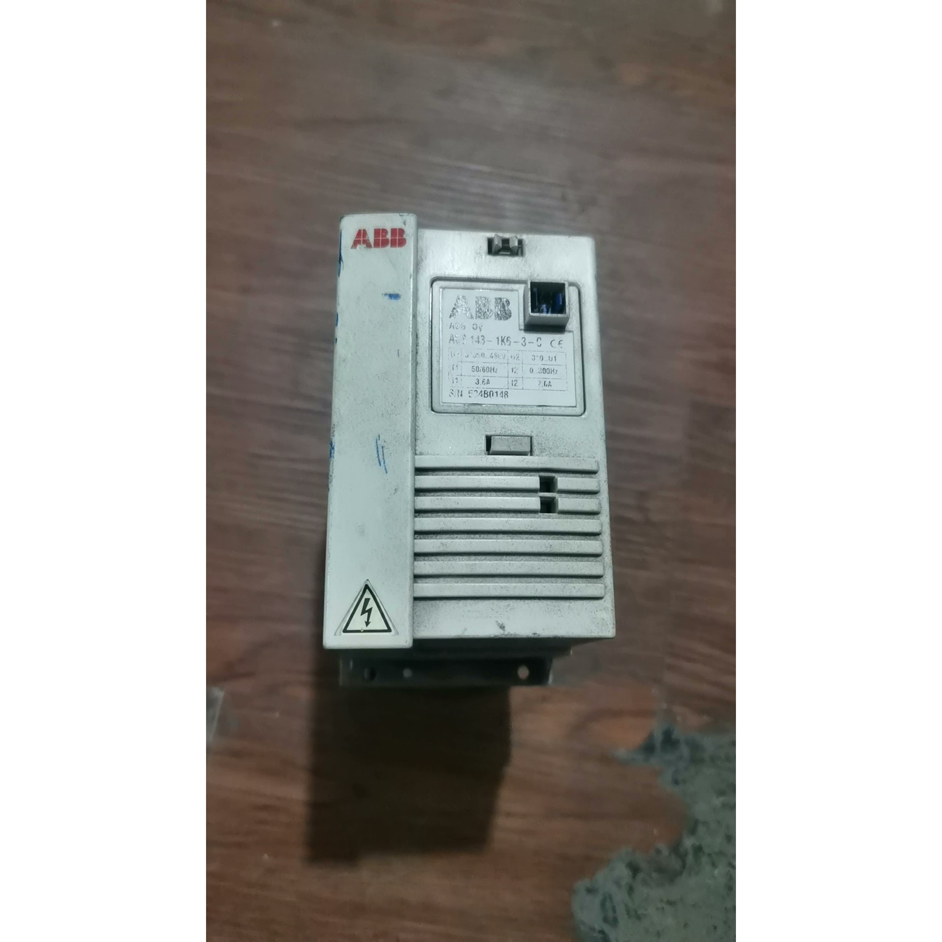 ABB变频器ACS-143-1K6-3-C   原装拆机功