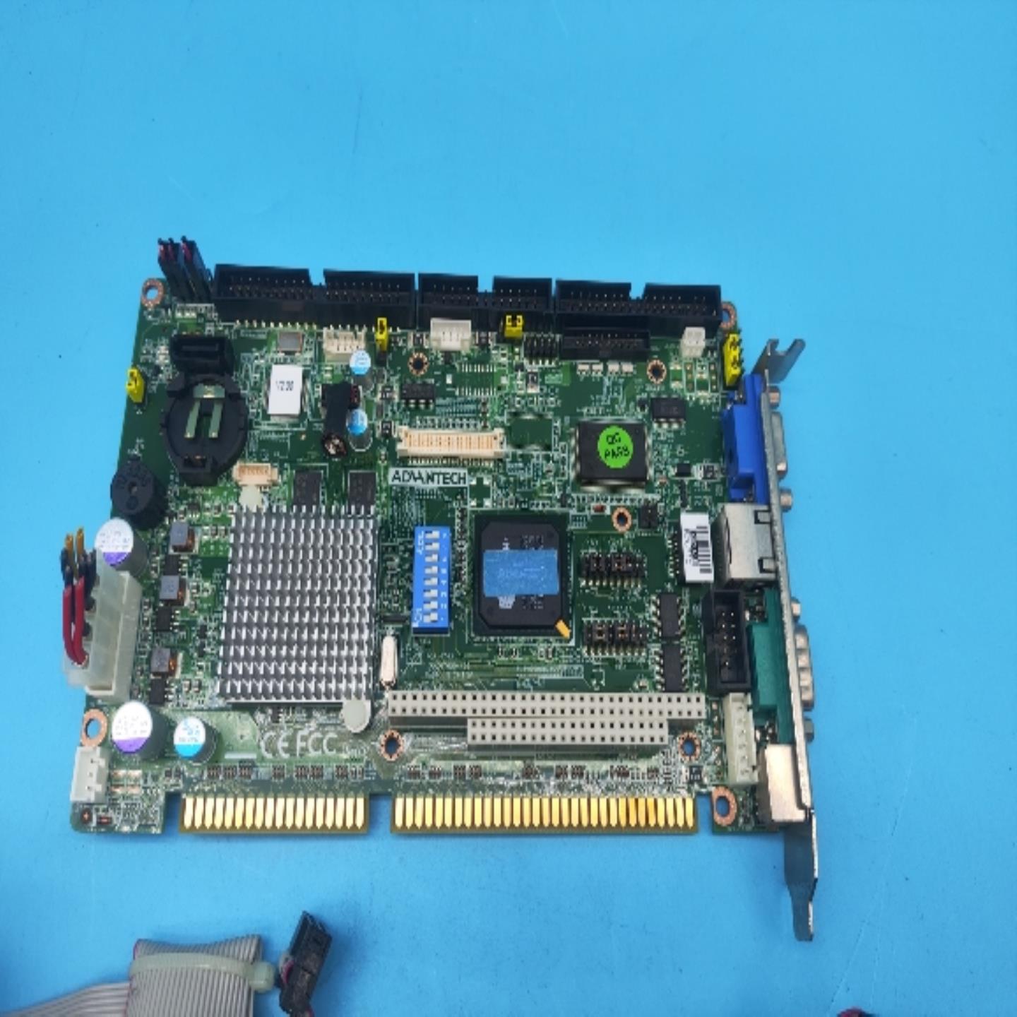 现货二手研华PCA-6743F工控主板＋4G内存卡 半长CPU卡 一手拆机
