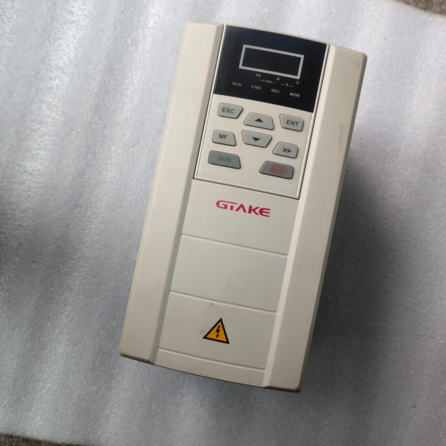 吉泰变频器37kw380vGK600-4T37G55LB可提供技术支持