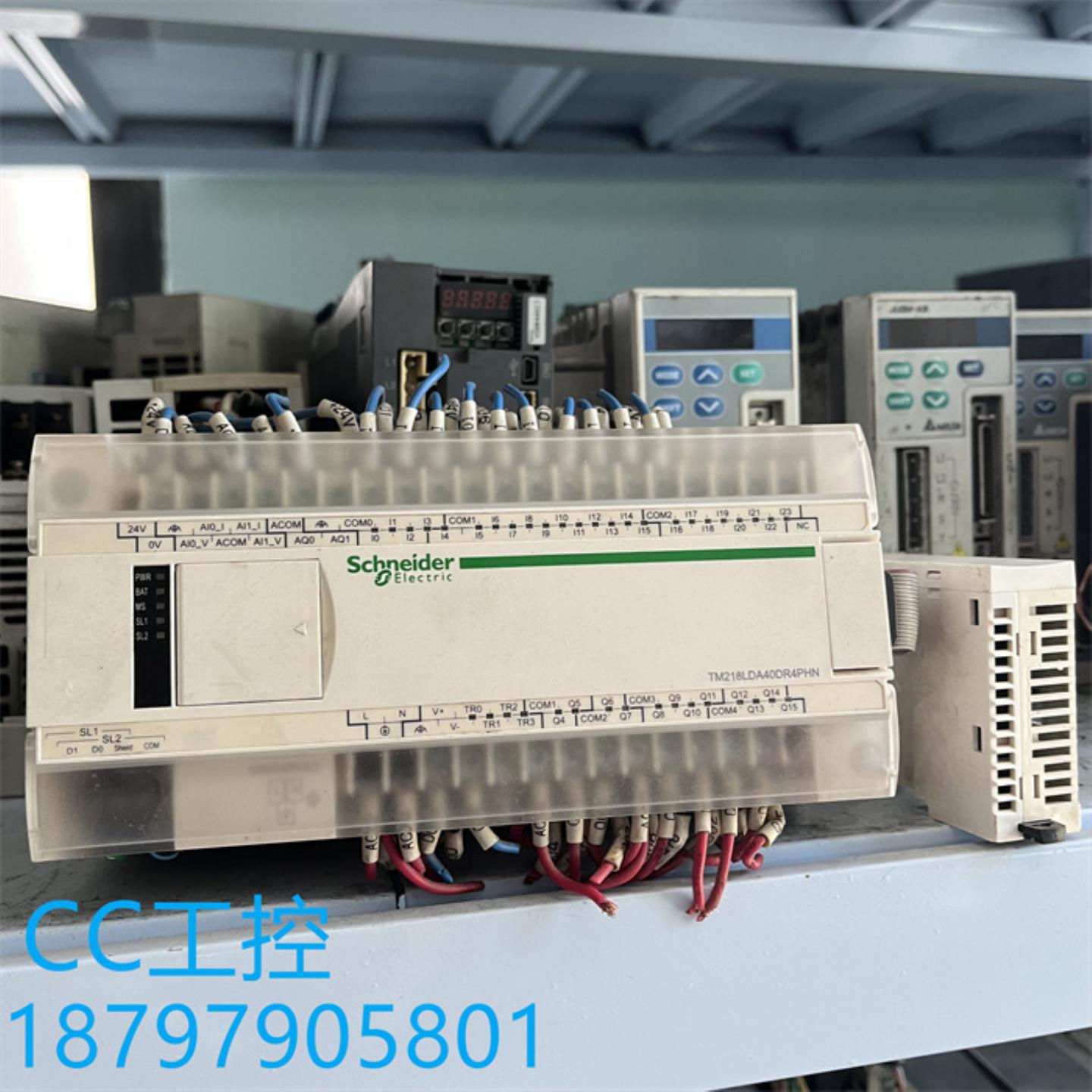 施耐德扩展模块适配器PLCTM2DOCKN TM2D0CKN成新漂亮保证质量