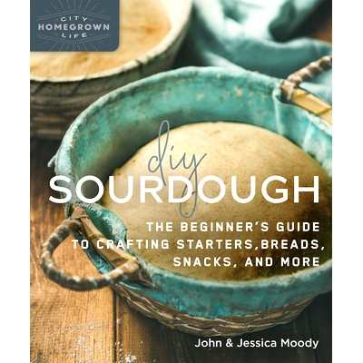 预订 DIY Sourdough: The Beginner's Guide to Crafting Starters, Bread, Snacks, and More