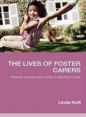 【预售】The Lives of Foster Carers