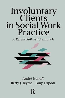 预订 Involuntary Clients in Social Work Practice