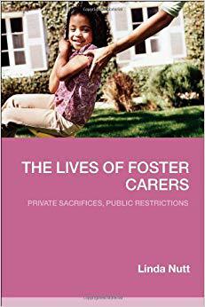 【预售】The Lives of Foster Carers-封面