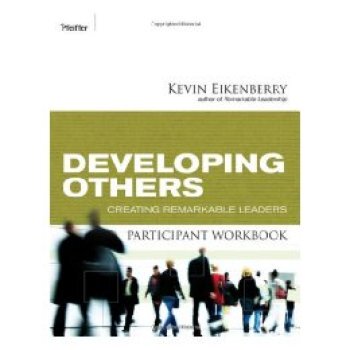 【预订】Developing Others Participant Workbook