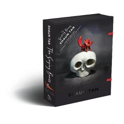预订 The Singing Bones Limited Edition Gift Box 歌唱骨头限量版礼盒: 9781406374087