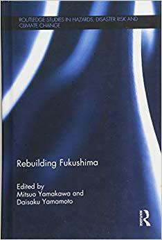 【预售】Rebuilding Fukushima