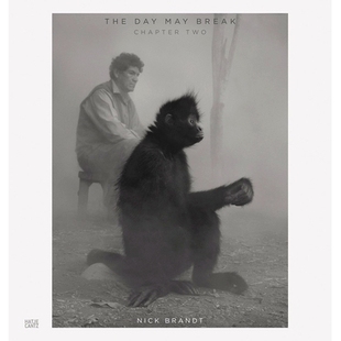 978377 Break 尼克·勃兰特 Two Chapter 章 Nick Brandt The 预订 Day 黎明之日 May