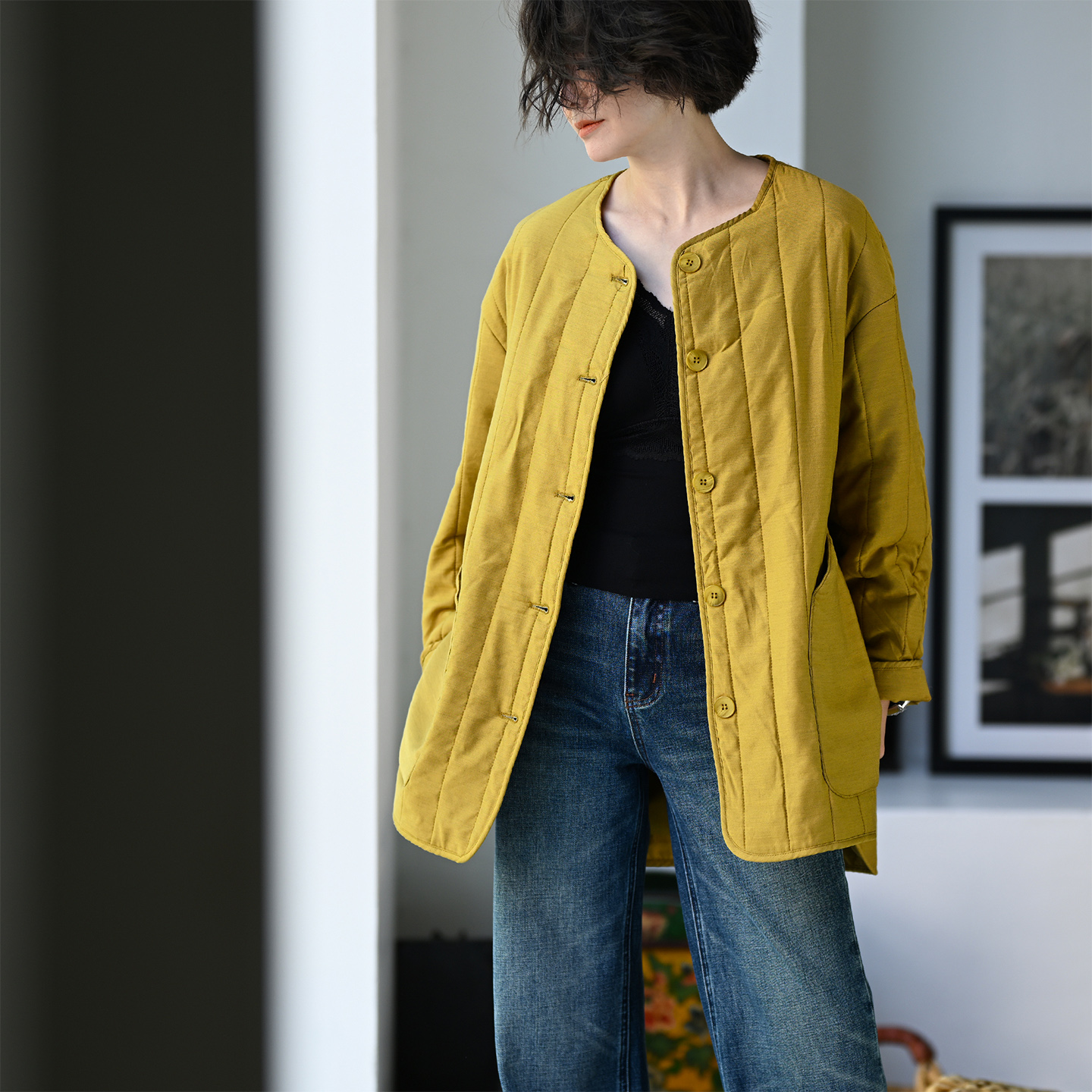 纯色竖条纹绗缝圆领直筒薄棉服