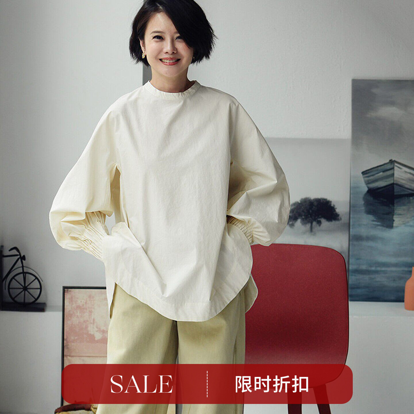C8500C捏褶灯笼袖宽松中长款圆领套头衬衫女纯色通勤气质米兰宣言