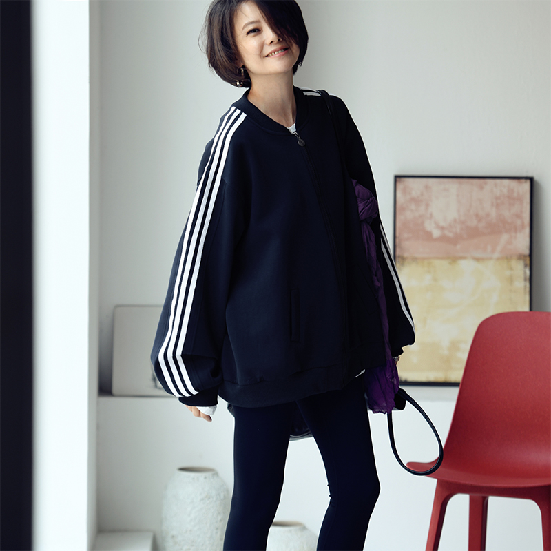 简约侧拼条拉链立领夹克外套女