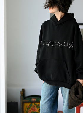 包邮特●R59708 韩版休闲宽松大版黑色别针设计连帽卫衣女25秋冬