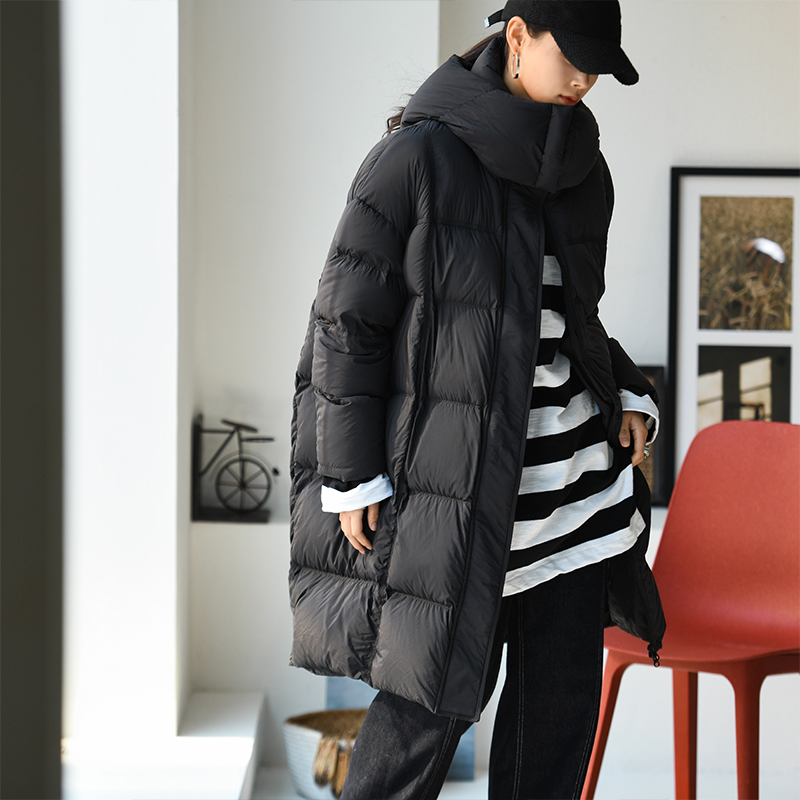 简约长款连帽羽绒服女米兰宣言