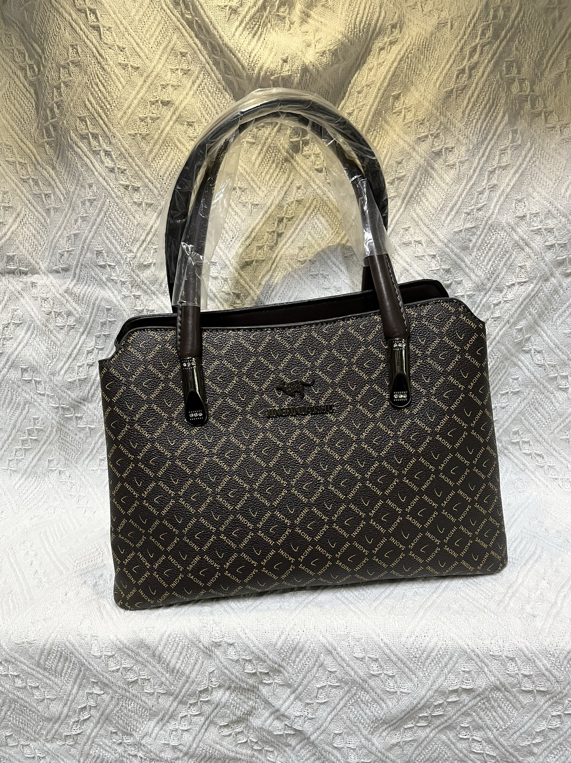 经典包包女2026春夏百搭通勤包大容量单肩包妈妈年女士手提斜挎包