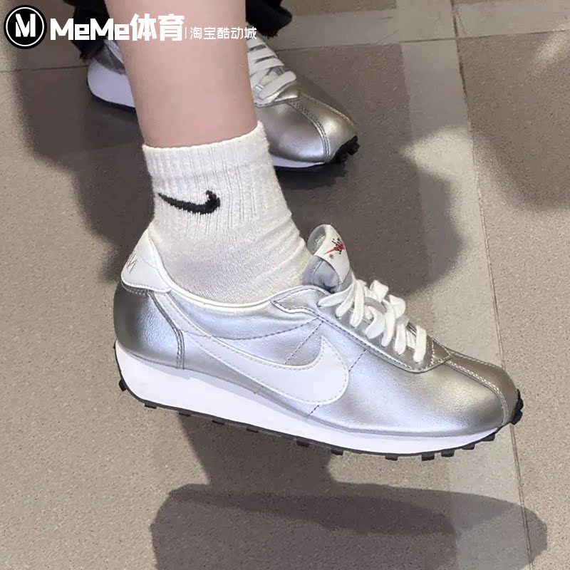 耐克2026夏款女子银色漆皮复古阿甘鞋华夫低舒适休闲鞋IR0043-001