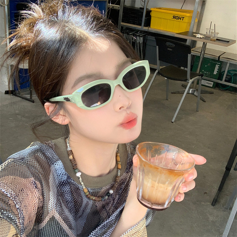 MELIYA新款猫眼墨镜方圆脸jennie联名同款高级感绿色太阳镜潮女男 - 实物图