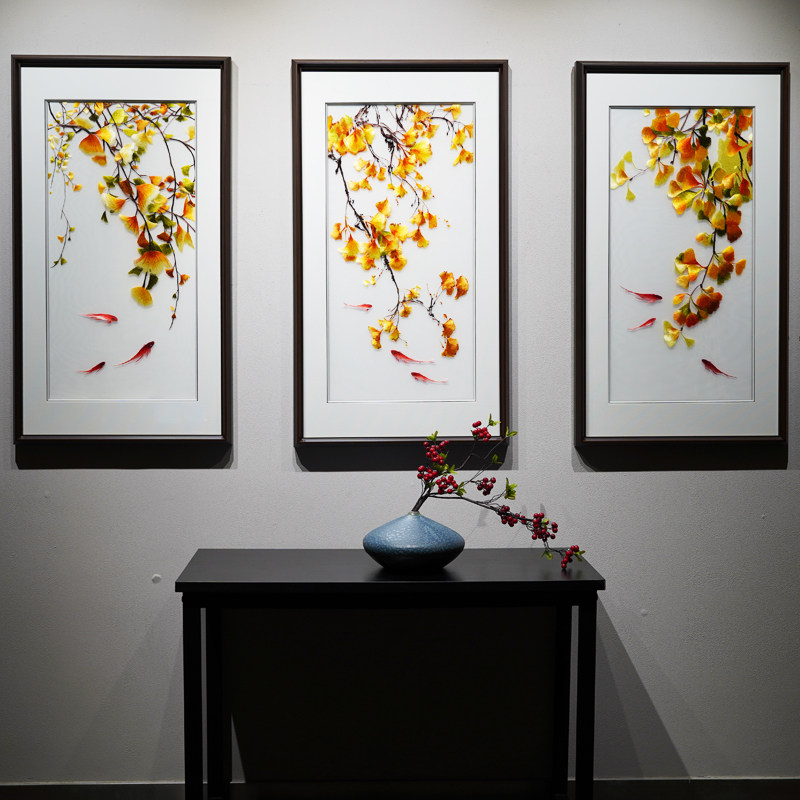 新中式风格轻奢美好寓意银杏九鱼纯手工刺绣带框玄关客厅成品挂画