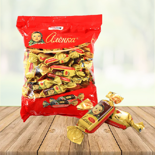俄罗斯酥糖花生芝麻糖娃娃糖爱莲巧巧克力原装进口零食500g喜糖