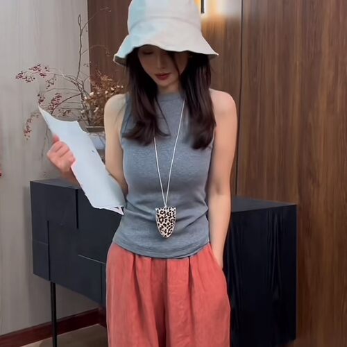 kokokaaran/可可咔伦多色圆领无袖背心 女 26SS039