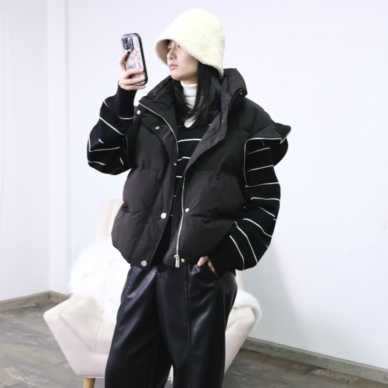 欧美风个性设计感羽绒马甲一别致拉链荷叶边无袖外套宽松白鸭绒女