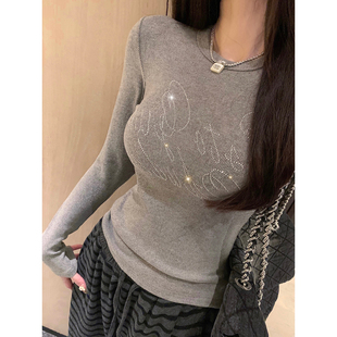 灰色双面磨毛慕斯羊绒软糯修身 打底长袖