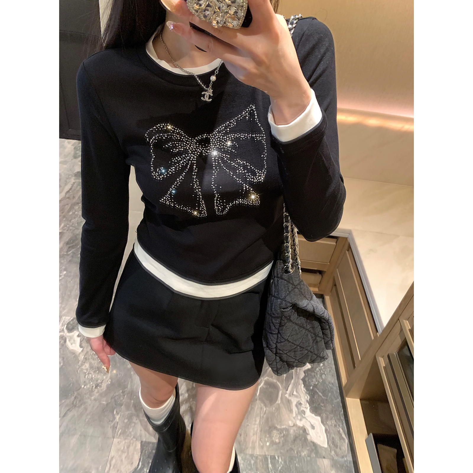 庄大泥 黑白拼接烫钻蝴蝶结假两件长袖