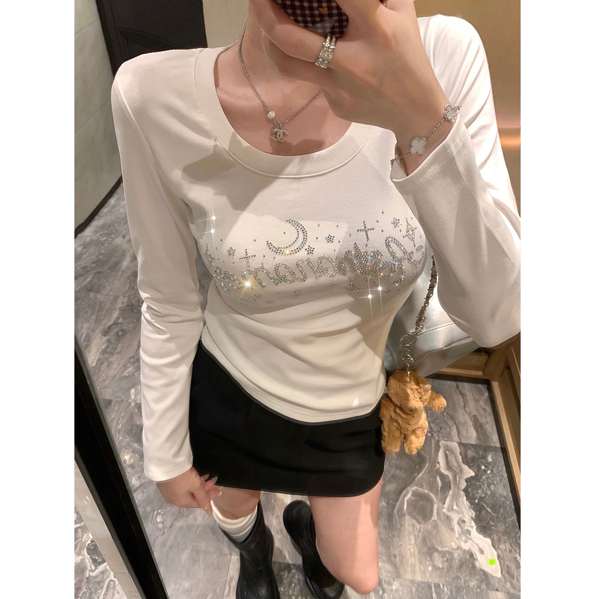 庄大泥 月亮字母烫钻紧身打底长袖