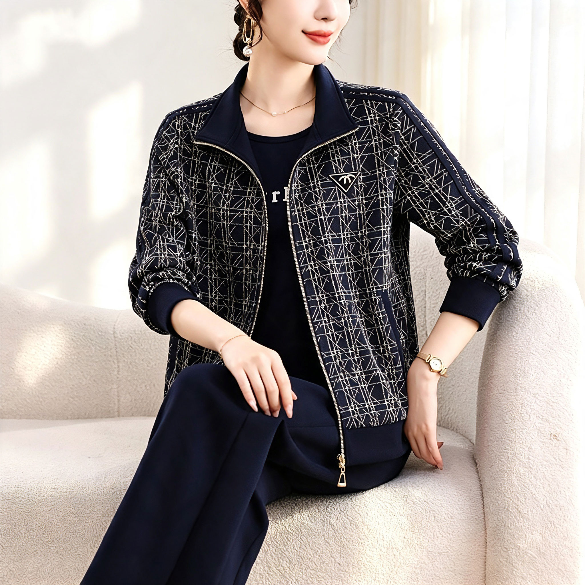 中老年运动套装女2026秋季新款妈妈时尚潮流开衫显瘦休闲服三件套