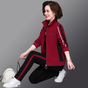 中老年女装妈妈秋装运动服外套大码宽松中年气质上衣休闲三件套装
