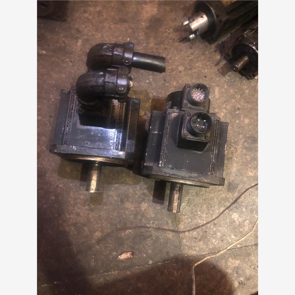 议价松下伺服电机1KW，MD