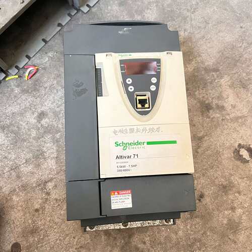 {议价}施耐德变频器 ATV71HU55N4Z 5.5KW380V