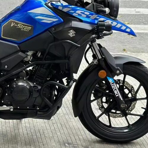 适用铃木GSX250后平叉DL250减震贴反光贴装饰改装防水贴膜GW250
