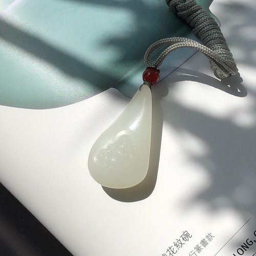 天然新疆和田老熟小籽料随形佛公吊坠挂件一级白羊脂超润美玉石