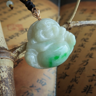 隆和斋珍藏老坑翡翠吊坠