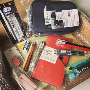 夏课五休文具福袋盲盒超值惊喜套装笔袋水笔橡皮铅笔尺子抢购限定