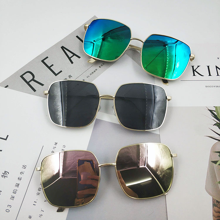 2020新款墨镜男士潮人太阳镜批发潮方形开车眼镜女士个性眼睛复古