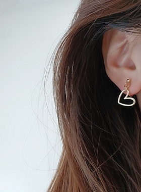 小爱心蚊香盘耳夹气质百搭ins冷淡风硅胶垫耳饰无痛无耳洞新款女