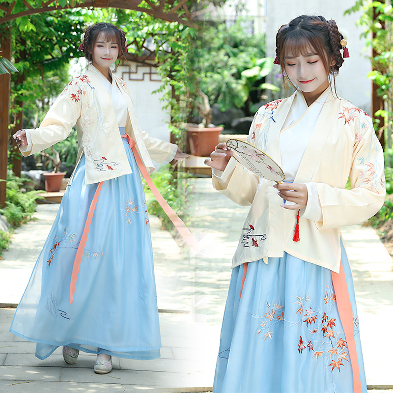实拍7058日常交领汉服女宋制汉元素双层大摆裙绣花枫叶舞蹈表演服在类目 女装/女士精品, 唐装/民族服装/舞台服装, 民族服装/舞台装中 - 来自Buy2taobao.com提供专业的淘宝代购服务