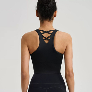 ALO USA YOGA裸感固定杯瑜伽服背心女短款健身跑步普拉提运动上衣