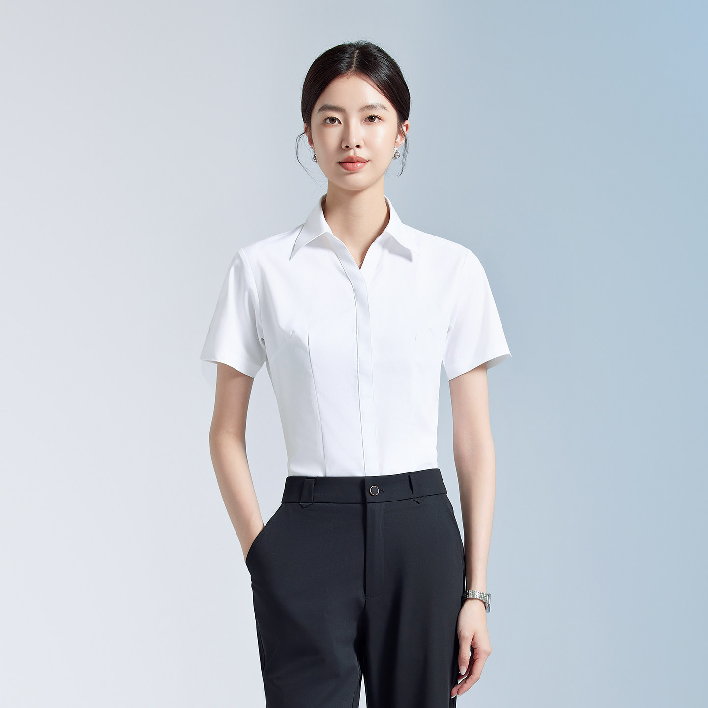 白色短袖女衬衫夏季V领女衬衣修身职业面试物业前台工作服竹纤维