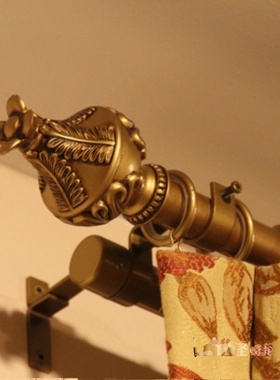 圣奇尼美国进口铁艺罗马杆窗帘杆雕花彷古花蕾头金黄色双杆装饰杆