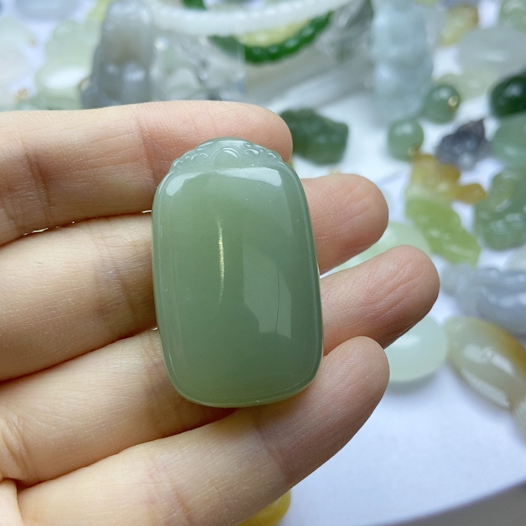 天然和田玉无事牌实体店放漏