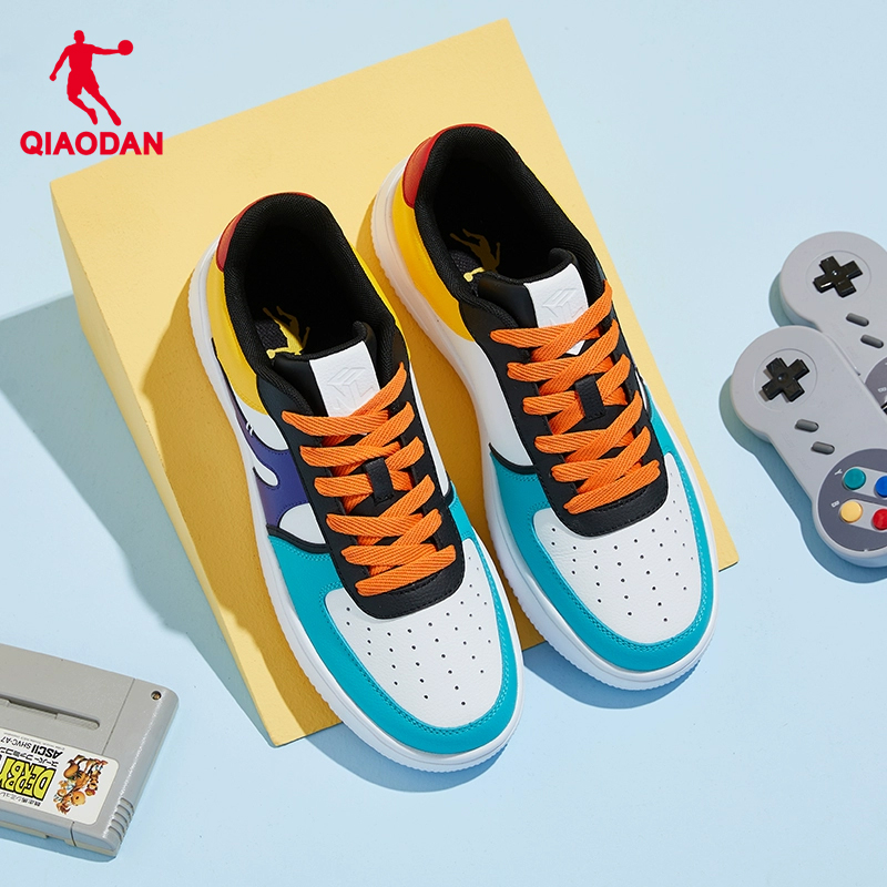 乔丹撞色低帮男子板鞋