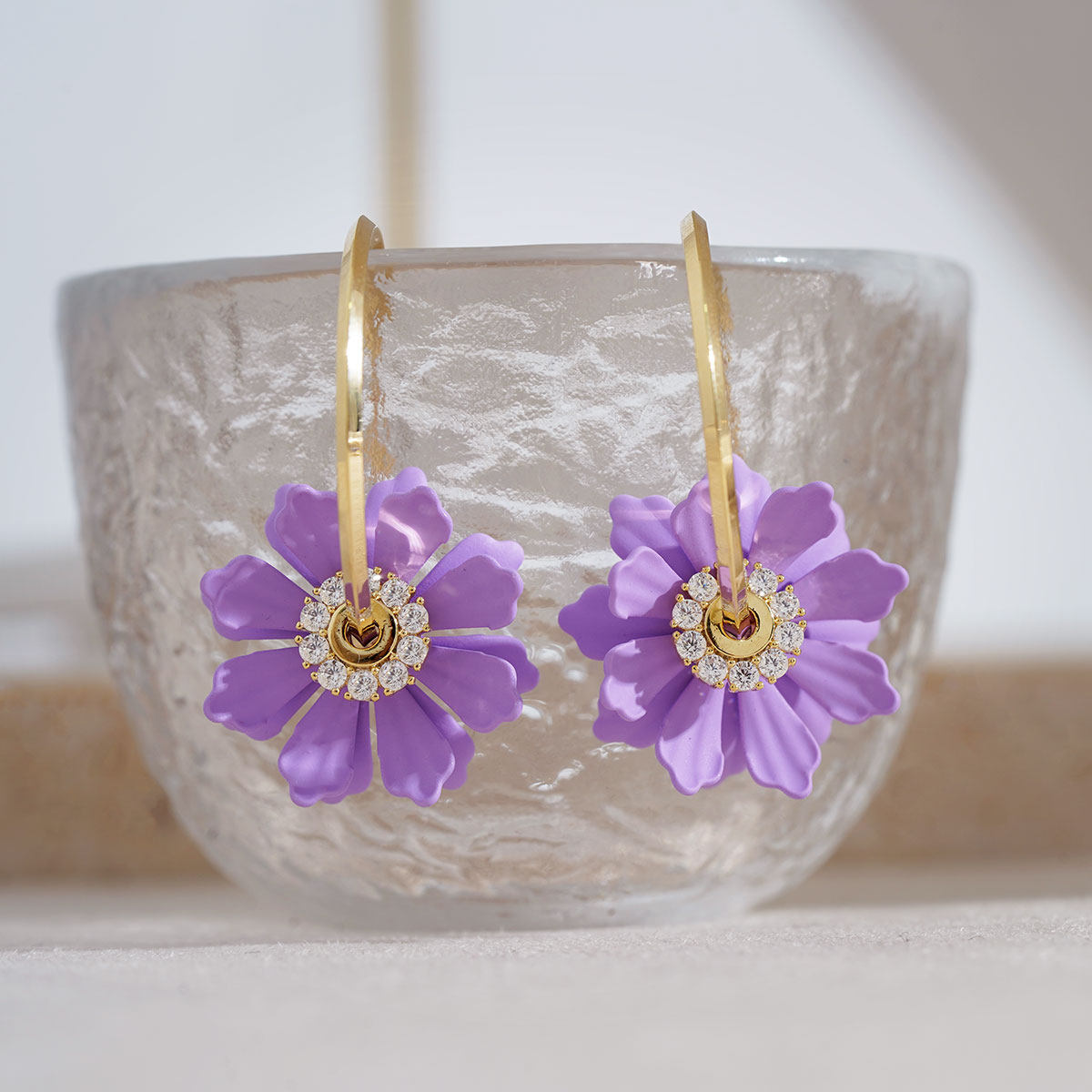 紫色超仙花朵耳环夏天清新花瓣显瘦耳坠高级感带钻小众chic耳钉女