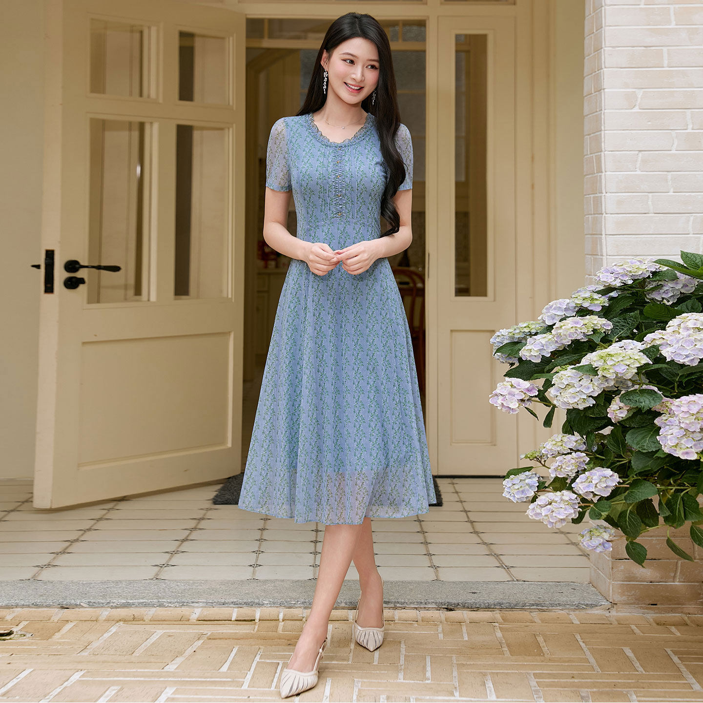 2026新款台湾纱连衣裙短袖弹力网纱裙子碎花夏季中年妈妈透气遮肉