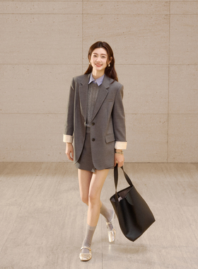 灰色西装外套女2026春季新款高级感宽松休闲时尚气质西服