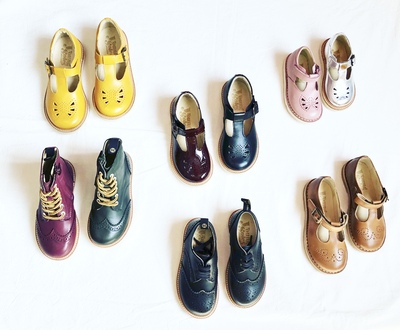 youngsoles儿童马丁靴子