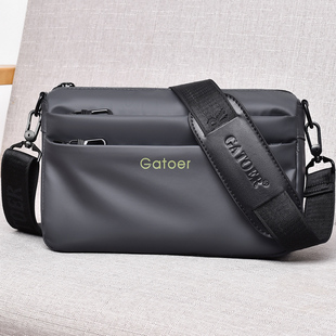 2024新款男包韩版休闲单肩包牛津布横款斜挎包小方包潮牌小型包