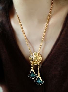 盾牌麻花链中古小众设计高级感